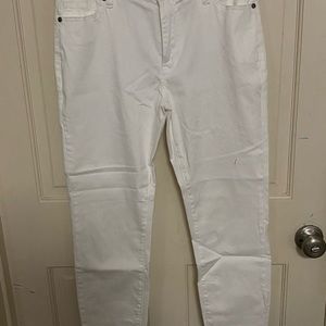 Womens capris white size 8